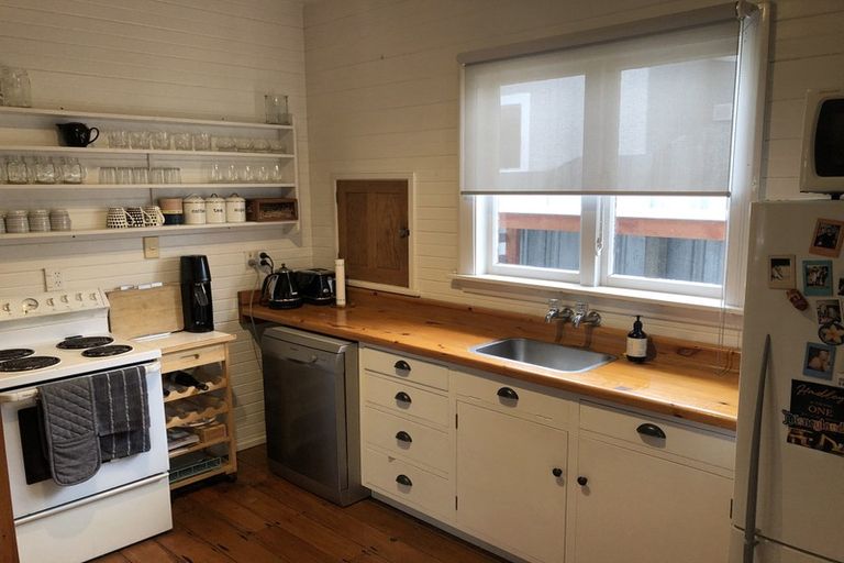 Photo of property in 12 Kenilworth Street, Addington, Christchurch, 8024