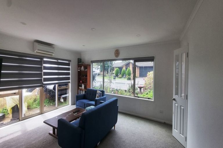 Photo of property in 20 Columbia Place, Albany, Auckland, 0632