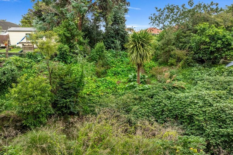 Photo of property in 10 Clapham Place, Whanganui East, Whanganui, 4500