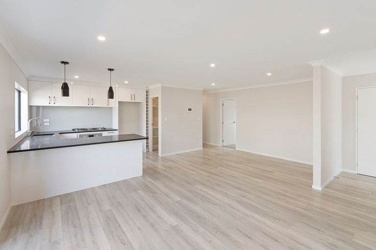 Photo of property in 39 Okawa Avenue, Papakura, 2110