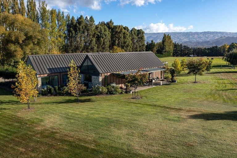 Photo of property in 598 Dunstan Road, Alexandra, 9391