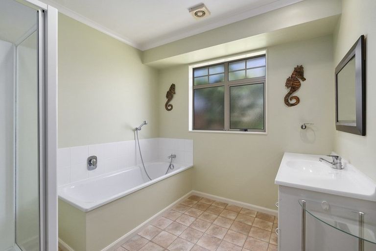 Photo of property in 15 Washington Parade, Milson, Palmerston North, 4414