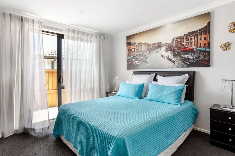 Photo of property in 68 Bert Wall Drive, Omokoroa, 3114