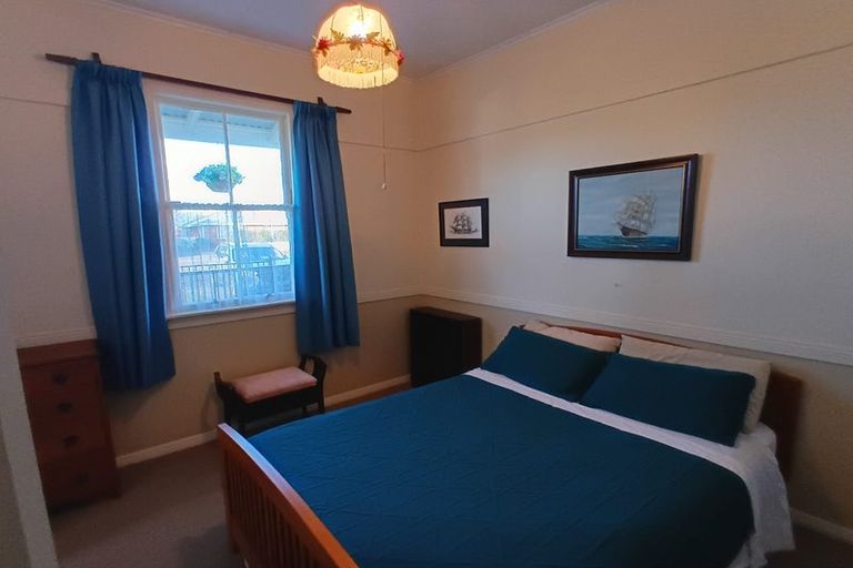 Photo of property in 9 Gladstone Street, Westport, 7825