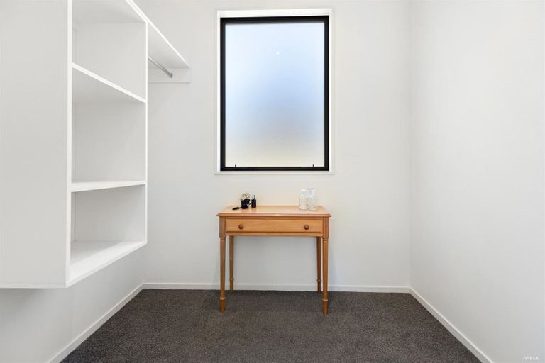 Photo of property in 16 Harrys Close, Arthurs Point, Queenstown, 9371