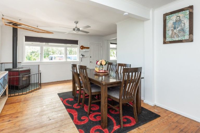 Photo of property in 30 Beach Road, Haumoana, 4102