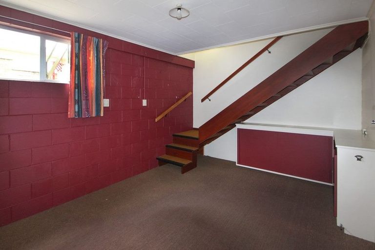 Photo of property in 21 Oakleigh Crescent, Oamaru North, Oamaru, 9400