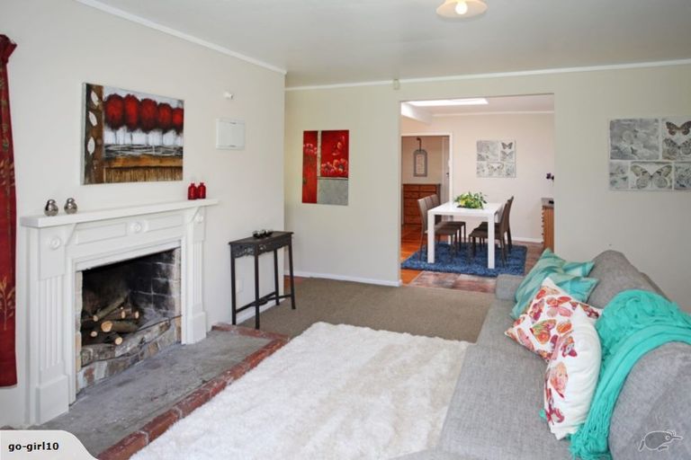 Photo of property in 90 Porchester Road, Papakura, 2110