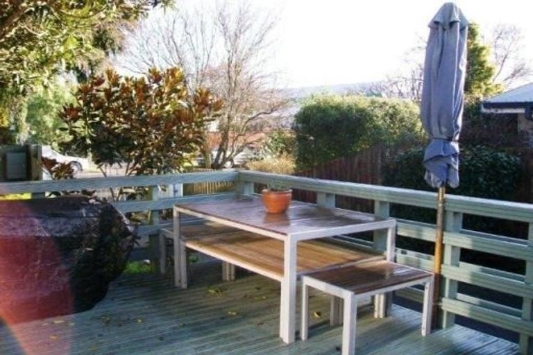 Photo of property in 32 Fenhall Street, Russley, Christchurch, 8042