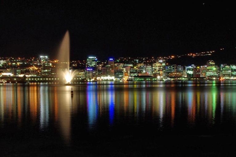 Photo of property in The Capital, 370 Oriental Parade, Oriental Bay, Wellington, 6011