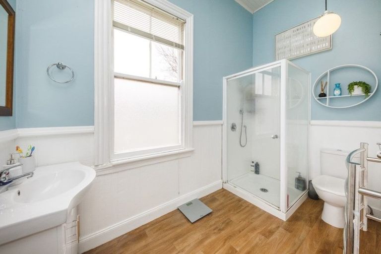 Photo of property in 50 Brightwater Terrace, Terrace End, Palmerston North, 4410