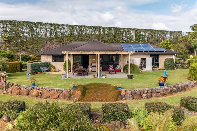 Photo of property in 98 River Drive, Kerikeri, 0294