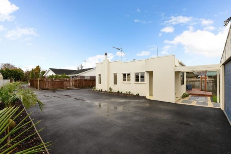 Photo of property in 39 Vardon Road, St Andrews, Hamilton, 3200