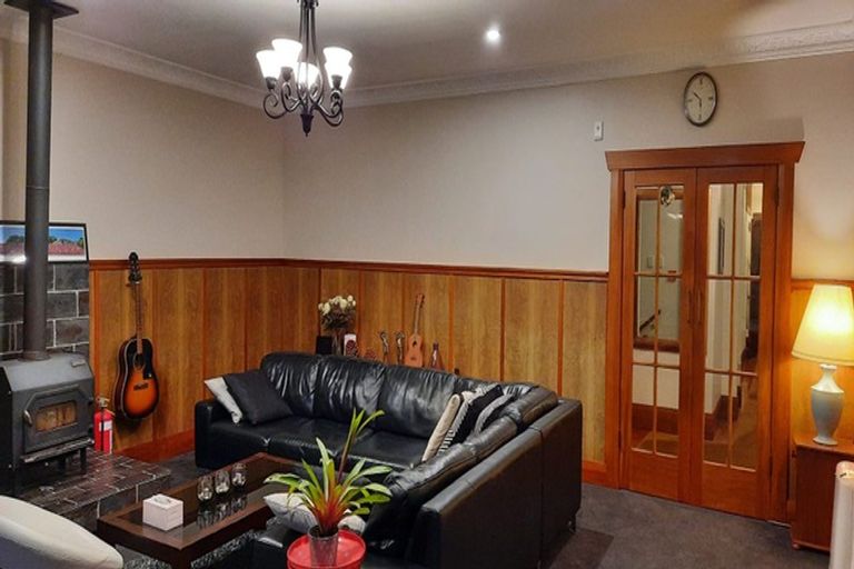 Photo of property in 361 Karori Road, Karori, Wellington, 6012