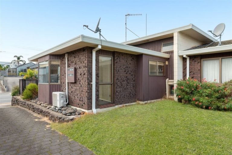 Photo of property in 232a Oceanbeach Road, Mount Maunganui, 3116