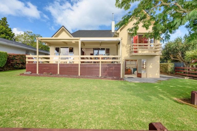 Photo of property in 23 Walnut Grove, Omokoroa, 3114
