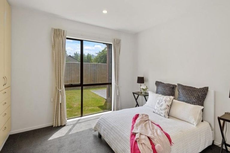 Photo of property in 12 Thoresby Mews, Avonhead, Christchurch, 8042