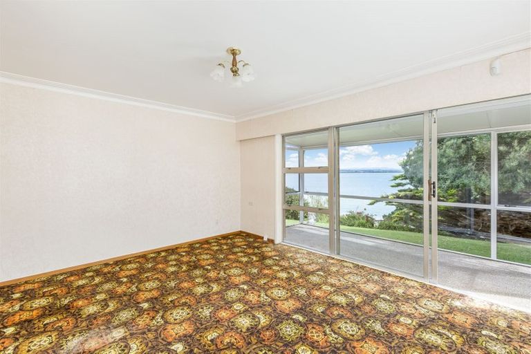 Photo of property in 131 Torkar Road, Clarks Beach, 2122