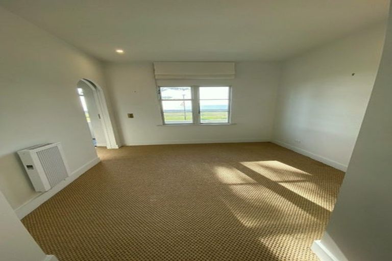 Photo of property in 541c Marine Parade, Napier South, Napier, 4110