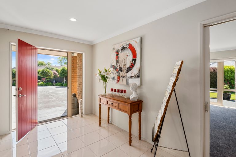 Photo of property in 12 Alderney Mews, Casebrook, Christchurch, 8051