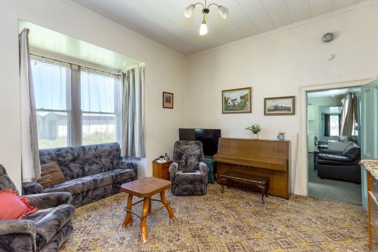 Photo of property in 3363 State Highway 2, Clareville, Carterton, 5713