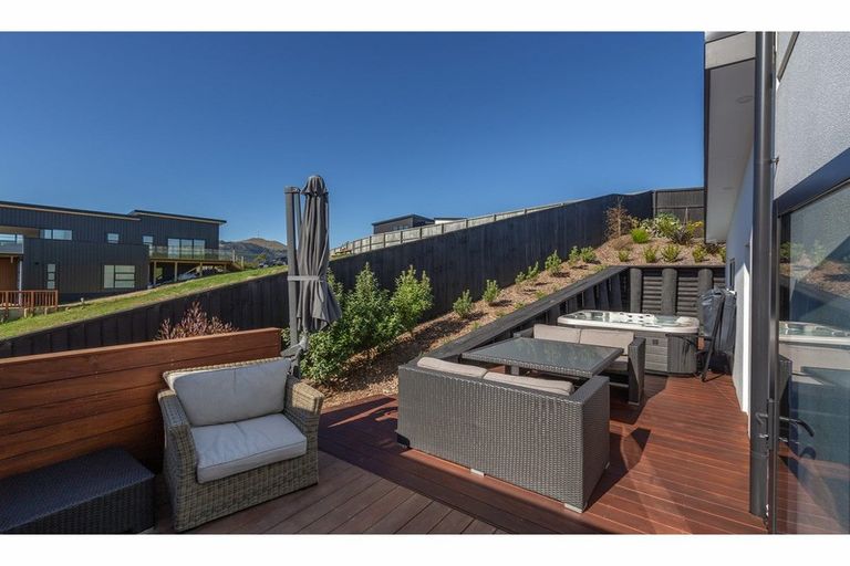 Photo of property in 8 Caldberg Close, Westmorland, Christchurch, 8025