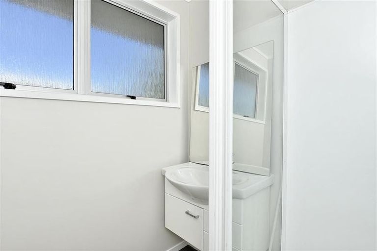 Photo of property in 119 Riverpark Crescent, Henderson, Auckland, 0610