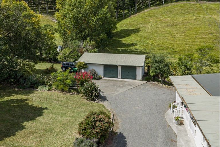 Photo of property in 564 Swamp Road, Puketapu, Napier, 4183