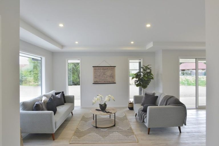 Photo of property in 71 Feist Street, Carterton, 5713