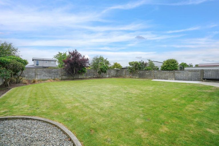 Photo of property in 21 Irvine Street, Wallacetown, 9816