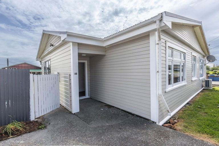 Photo of property in 62 Fox Street, Cobden, Greymouth, 7802