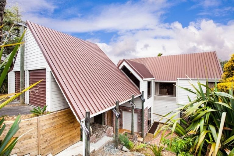 Photo of property in 10 Hood Place, Spotswood, New Plymouth, 4310