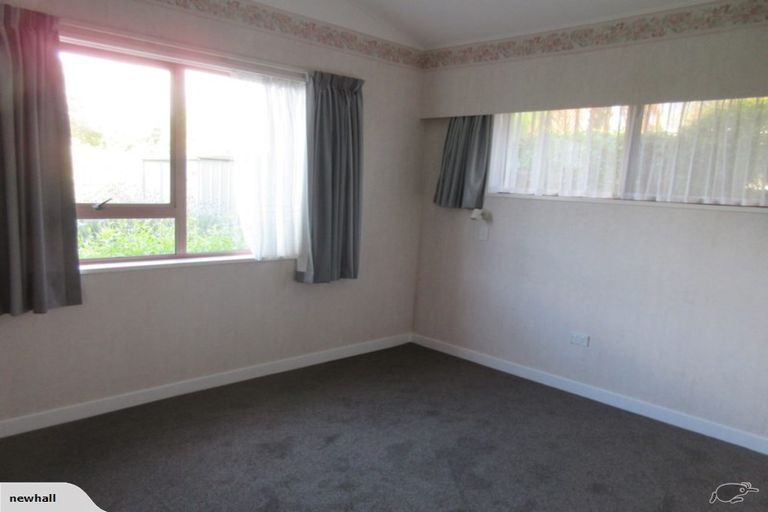 Photo of property in 211 Te Moana Road, Waikanae, 5036