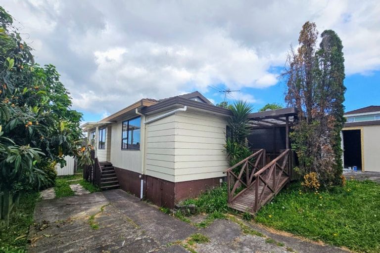 Photo of property in 1/151 Te Irirangi Drive, Flat Bush, Auckland, 2019