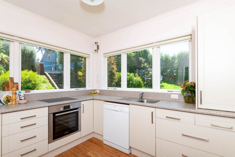 Photo of property in 9 Birch Street, Johnsonville, Wellington, 6037