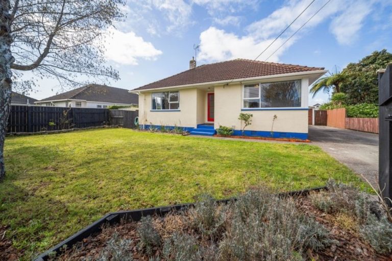 Photo of property in 4 Raleigh Street, Vogeltown, New Plymouth, 4310