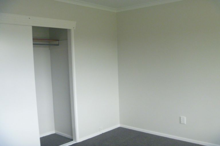 Photo of property in 2/2 Walter Strevens Drive, Conifer Grove, Takanini, 2112