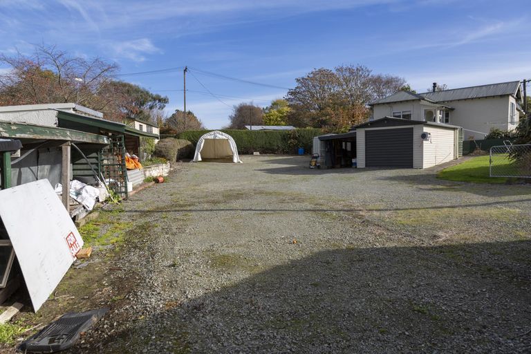 Photo of property in 60 Perth Street, South Hill, Oamaru, 9400