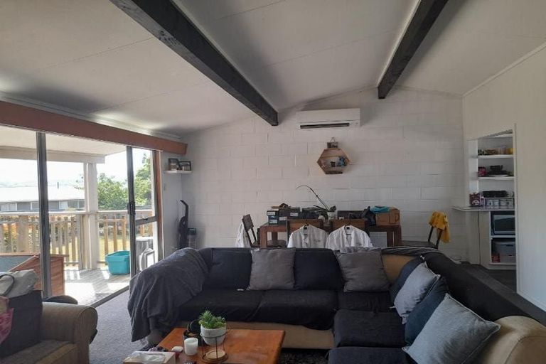 Photo of property in 7a Isobel Street, Acacia Bay, Taupo, 3330