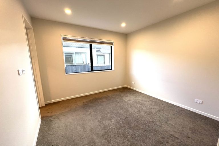Photo of property in 10 Rossbeg Lane, Flat Bush, Auckland, 2019