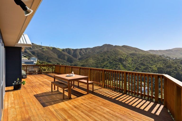 Photo of property in 68 Downing Street, Crofton Downs, Wellington, 6035