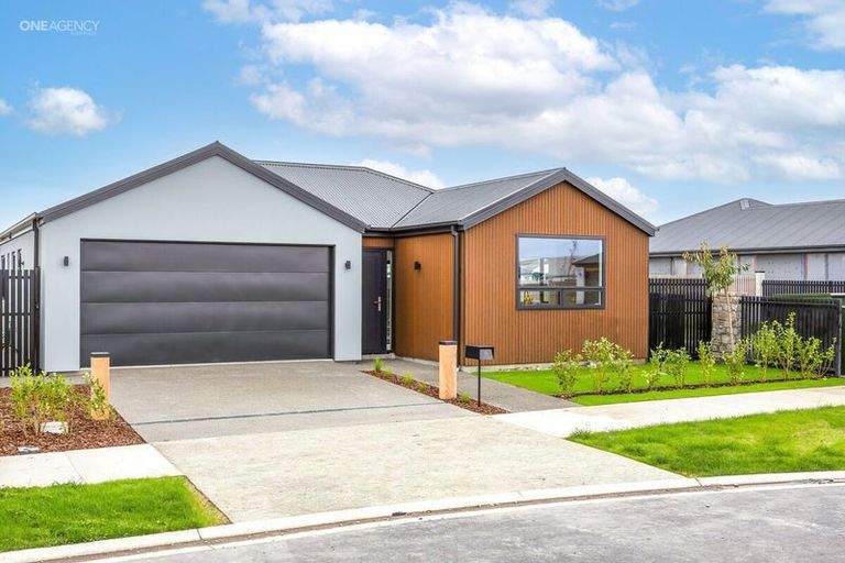 Photo of property in 19 Cassia Way, Rolleston, 7614