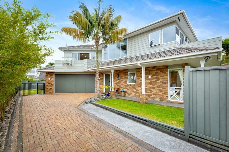 Photo of property in 6 Horizon Way, West Harbour, Auckland, 0618