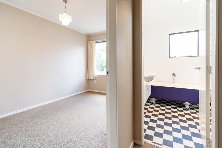 Photo of property in 5f Duke Street, Mount Victoria, Wellington, 6011