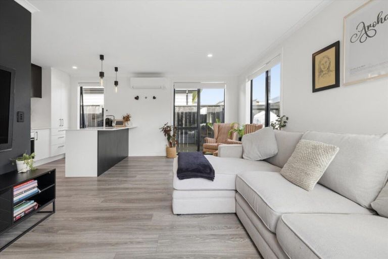 Photo of property in 12 Huriana Crescent, Te Puke, 3119