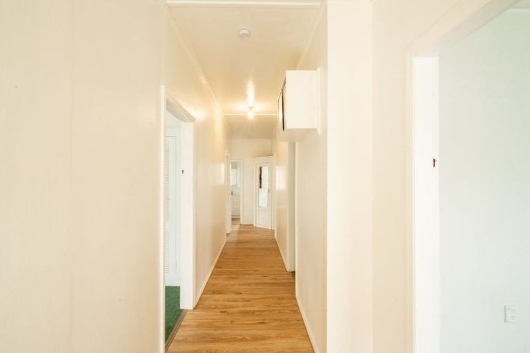 Photo of property in 239 Fitzherbert Avenue, West End, Palmerston North, 4410