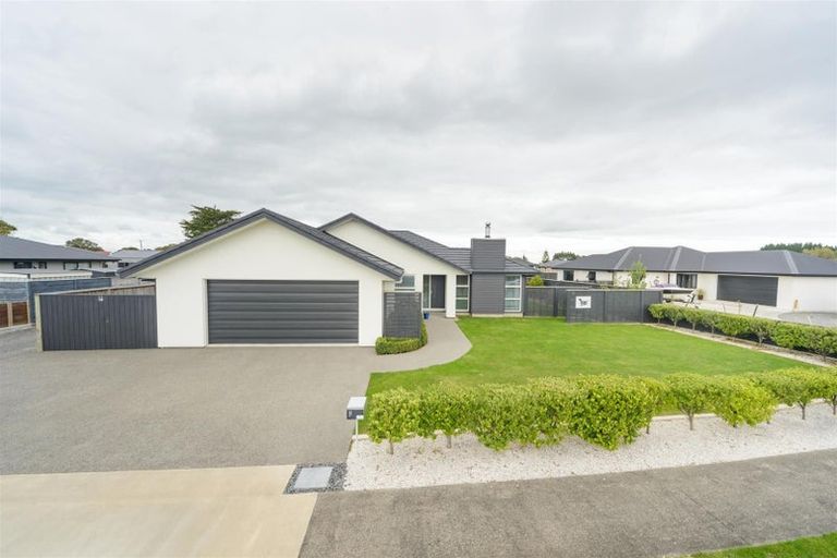 Photo of property in 19 George Street, Bulls, 4818