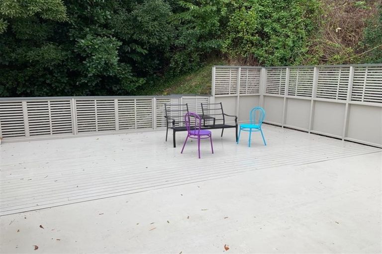 Photo of property in 15 Goddard Grove, Churton Park, Wellington, 6037