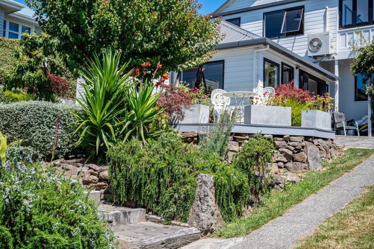 Photo of property in 17 Penlington Place, Akaroa, 7520