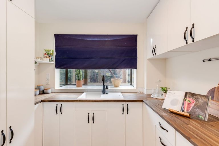 Photo of property in 9/27 Darvel Street, Riccarton, Christchurch, 8011